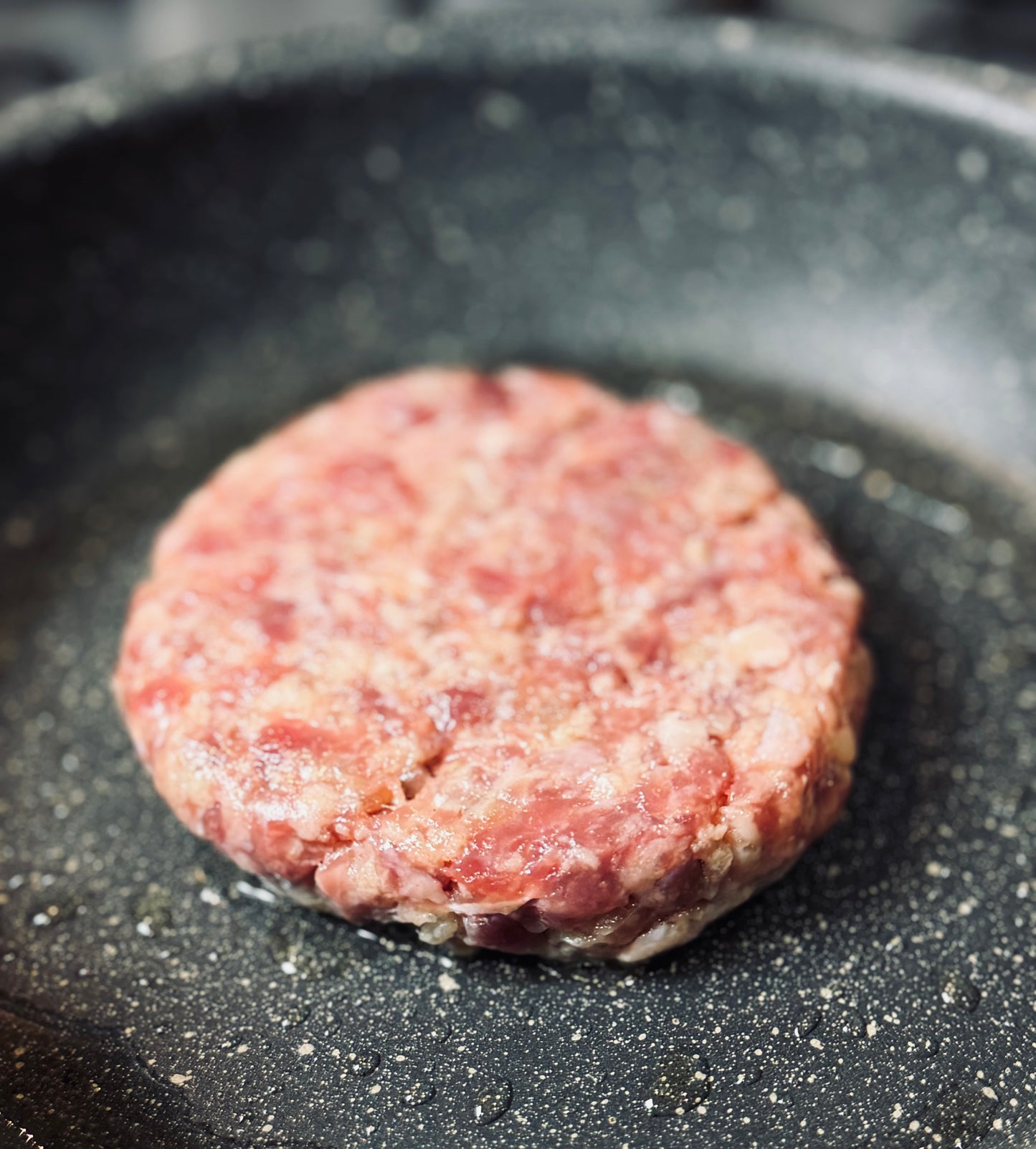 「まるで赤身のステーキ!?」幻の和牛ハンバーグセット【6個入】[送料無料]